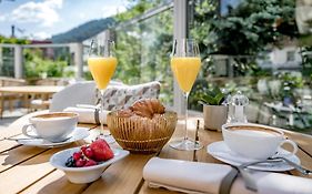 Relais & Chateaux Chasa Montana